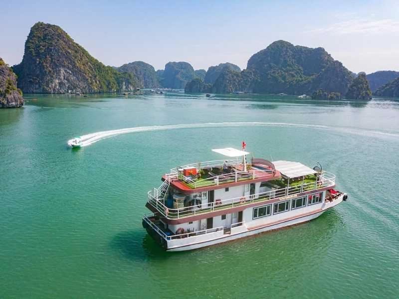 Thuy Anh Hotel Cat Ba Dong Khe Sau Extérieur photo